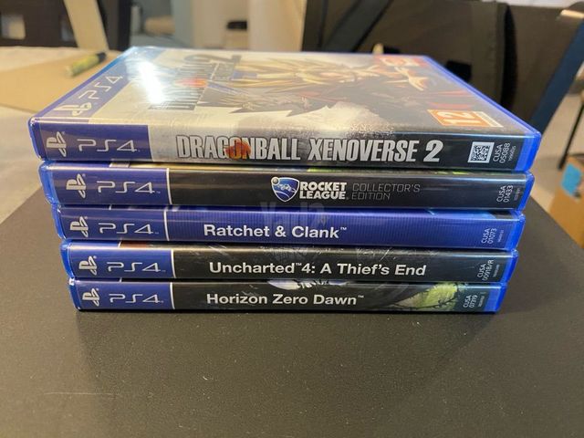 Sony PlayStation 4