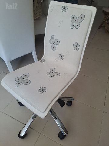 כיסא חדר ילדים