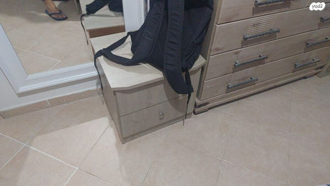 2 שידות לילה