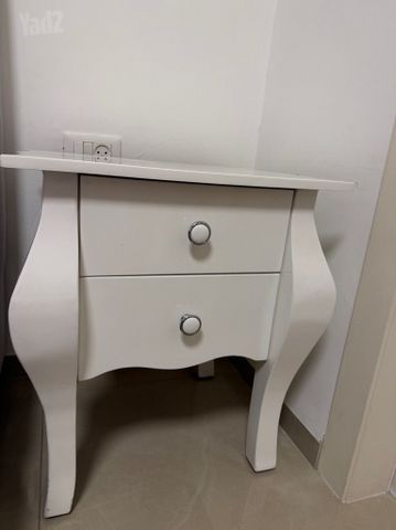 קומדה + 2 שידות צד