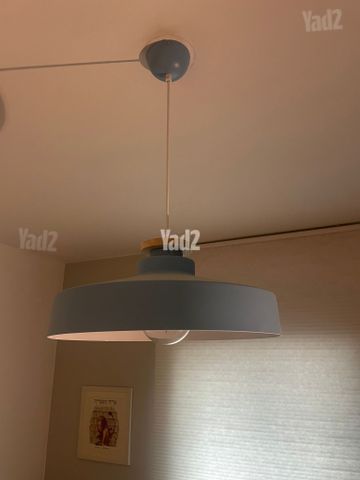מנורה מגניבה בצבע ג׳ינס