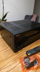 רסיבר Onkyo TX-NR696