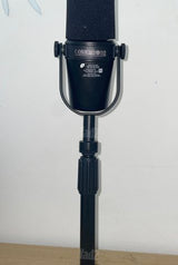 מיקרופון Shure MV7+ USB ו-XLR