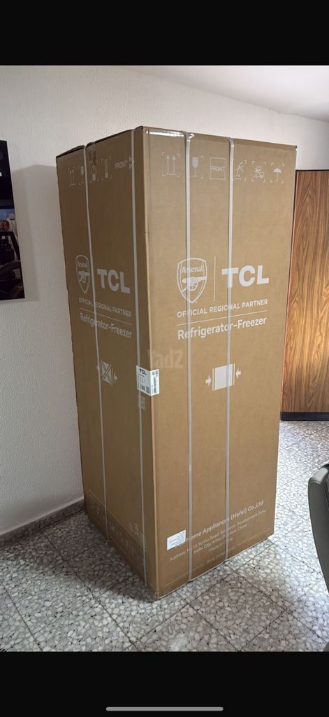 מקרר TcL