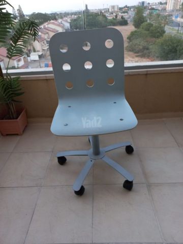 כסא איקאה