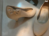 נעלים