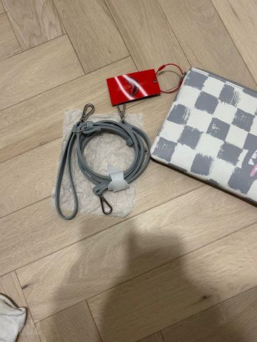 תיק sprayground