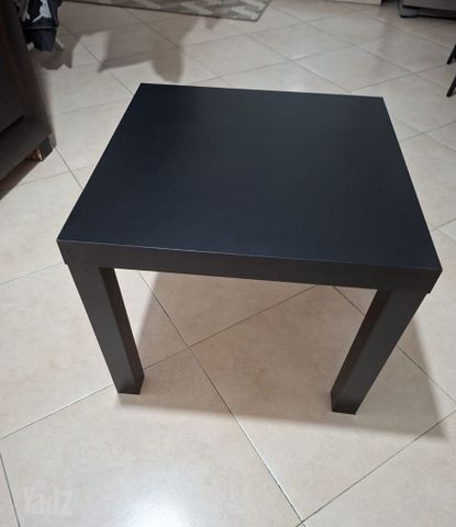 2 שולחנות