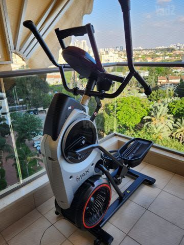 MAX TRAINER M6