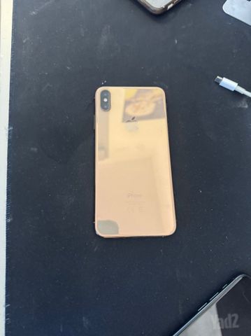 אייפון xs max