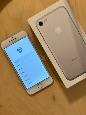 iPhone 7 (128GB)