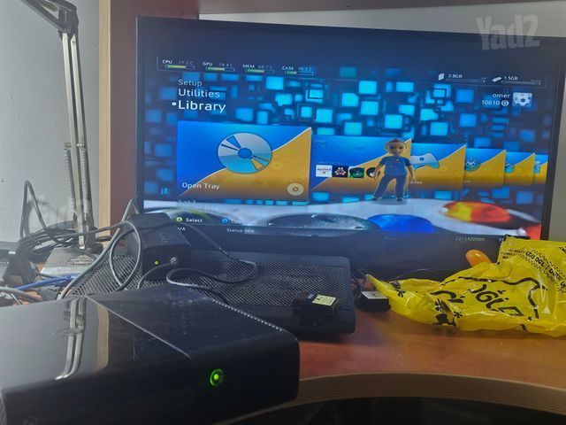 XBOX 360 עם מלא משחקים