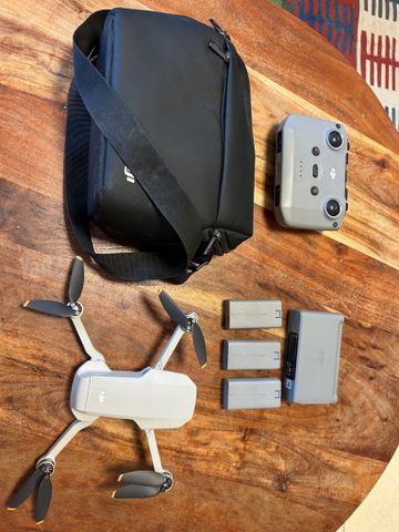 Dji mini 2 se combo