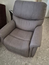 כורסת עור לסלון