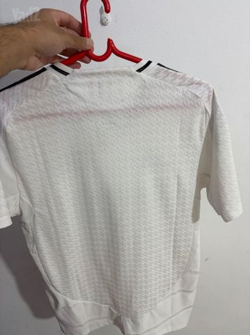 Real madrid jersery 25’ season