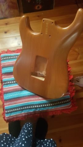 69 Strat body