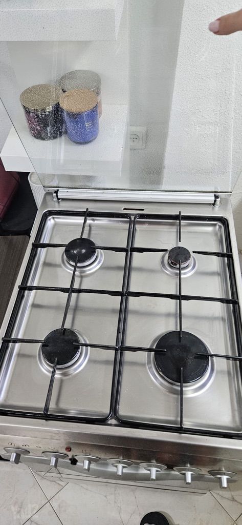 תנור במצב טוב