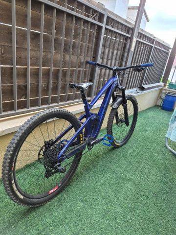 Trek Slash 8 2023
