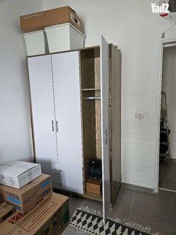 ארון בגדים