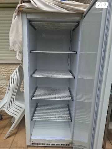 מקפיא תעשייתי