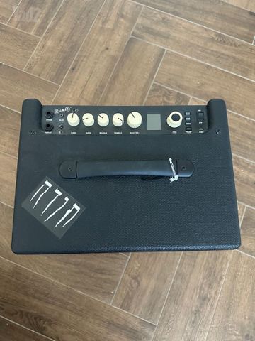 מגבר fender lt25 rumble