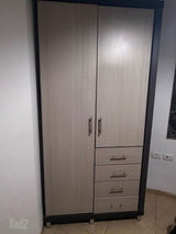 ארון בגדים