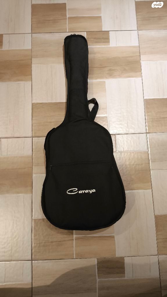 גיטרה קלאסית Caraya