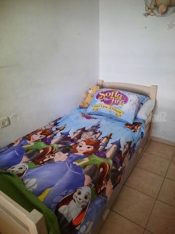 מיטה +מיטת חבר
