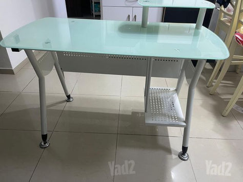 שולחן מחשב