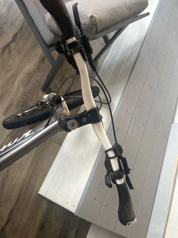 אופניים Kona Tanuki Deluxe