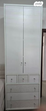 ארון בגדים