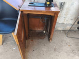 מכונת תפירה וינטג'