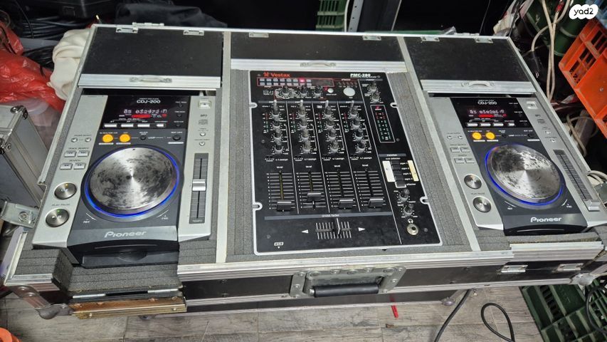 נגן פיוניר CDJ200