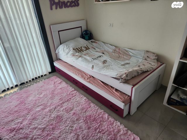 מיטת נוער