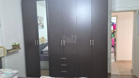 ארון 6 דלתות