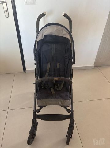 טיולון chicco