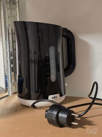קומקום 1.7 BRAUN