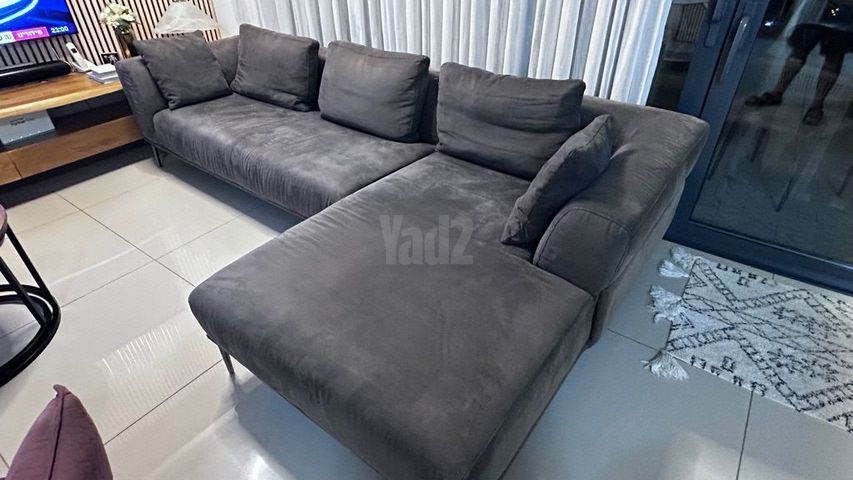 סלון עור הפוך