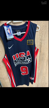 גופיות NBA