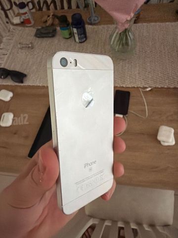 אייפון se
