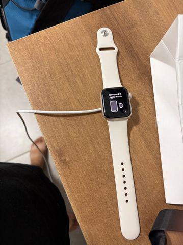 אפל וואטש se 40mm