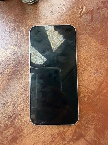 אייפון 16 plus