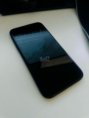 iPhone XR 64GB