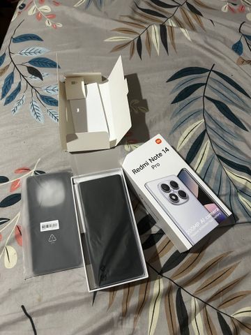 Xiaomi Redmi Note 14 Pro
