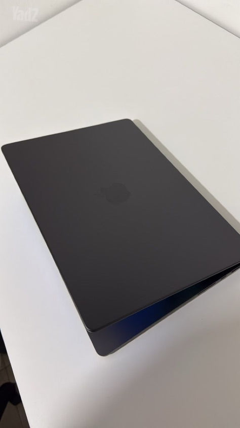 Macbook Pro M5