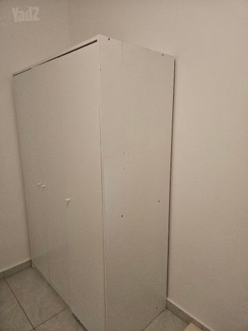 ארון בגדים