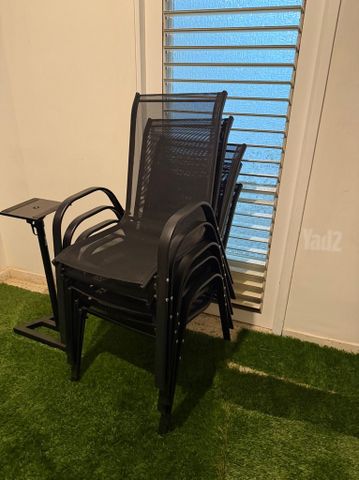 פינת אוכל חצר