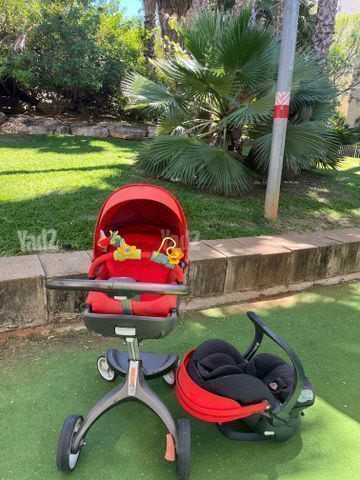 עגלת Stokke אדומה