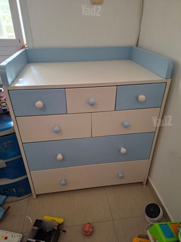 שידת ומזרן החתלה