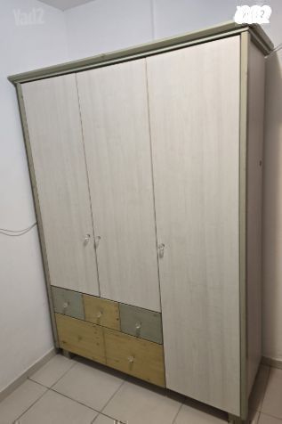 2 ארונות ילדים
